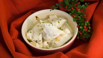 Fricassée de pintade fermière au Poiré Domfront AOP